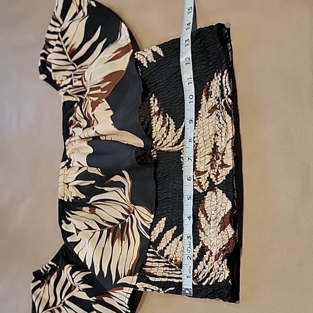 SHEIN Size L (8-10) Black w/ Tan Tropical Floral Pattern On-or-Off Shoulder Top - Picture 6 of 14